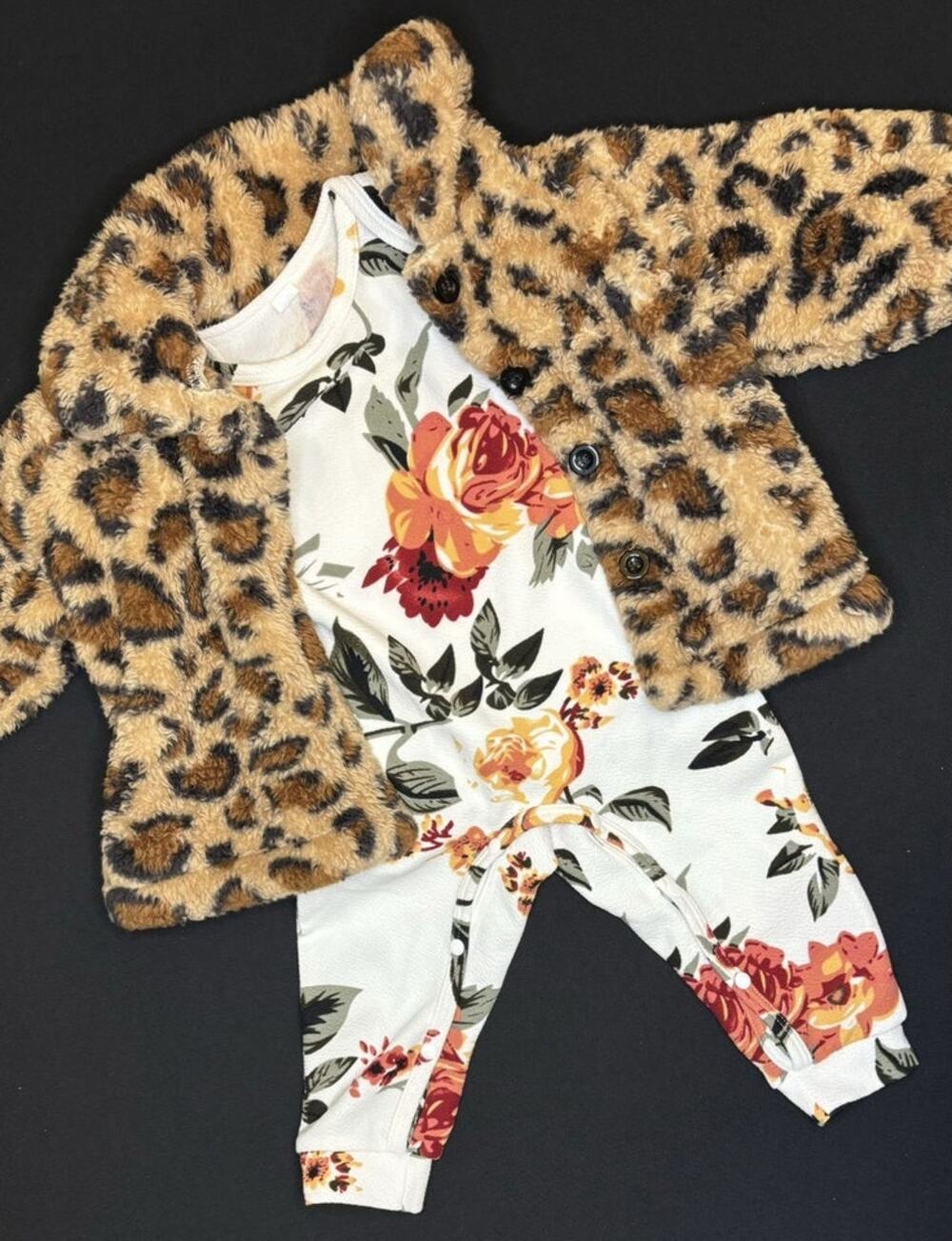 5-piece Baby Girl Bundle | Girl | Baby Size 3-6 months